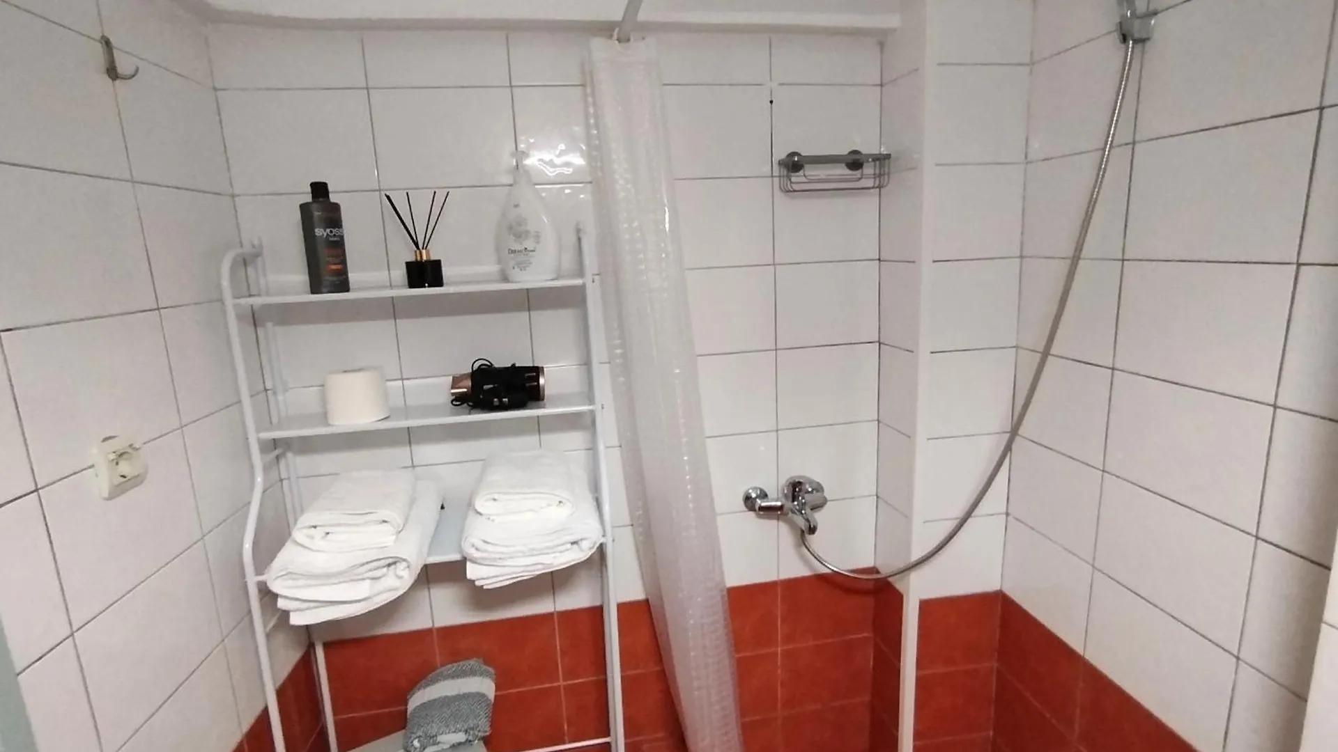 Grey Room Soluň